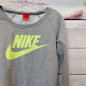Nike Rally crew neck sweatshirt xs